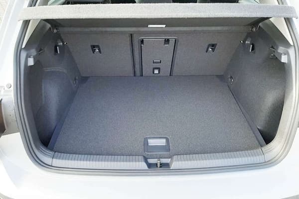 Bagagerumsmåtteindsats VW GOLF 8 Hatchback fra 2019- TM g