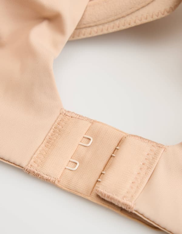 Q1.13 VACKER Esotiq vadderad bh | sandbeige 80E