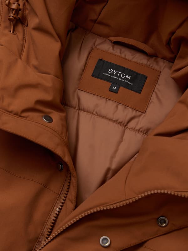 BRUN HEREFORD JACKA L