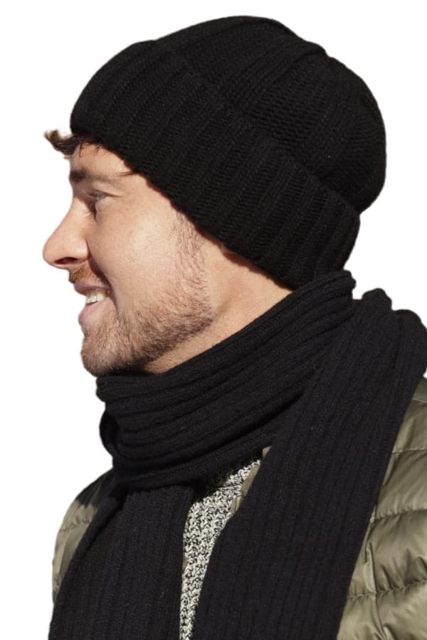 BEN - sort herrehat, 80% uld, ribbet manchet