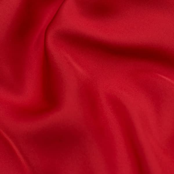 Chiffon silkestof, rød farve
