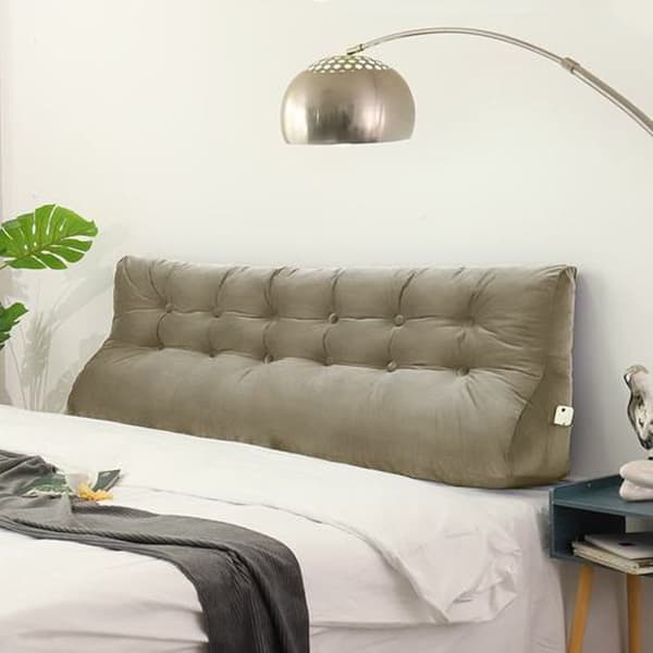 Beige samettityyny Beige samettityyny 140 cm