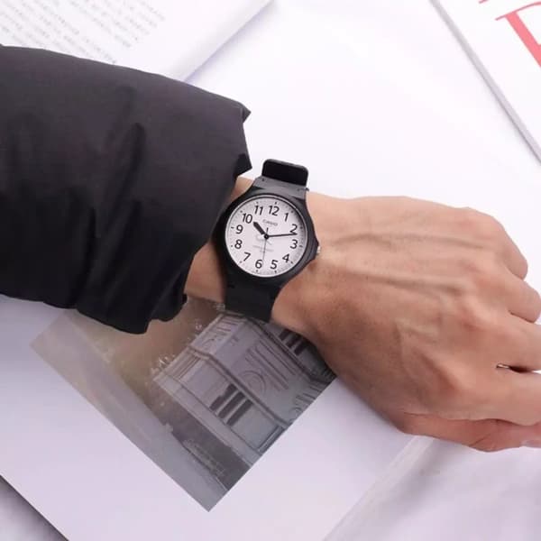 Herrklocka CASIO MW-240-7B (zd166g) - Klassisk + Låda