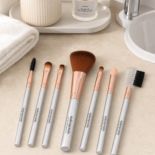 SÆT MED PROFESSIONELLE MAKEUPPENSLER