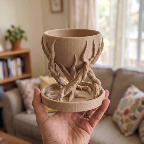 Beige spiralformet træformet designerblomsterpotte til planter