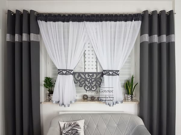 gardin med panel - grå