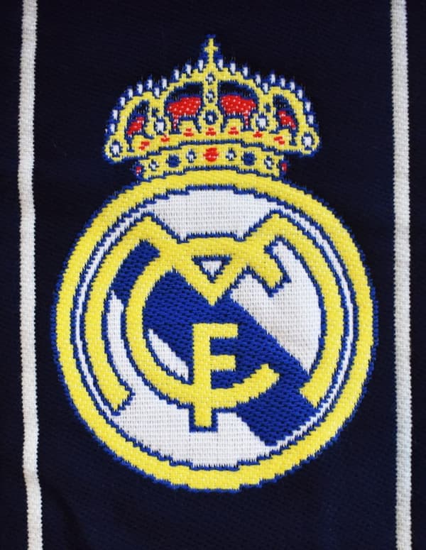 Real Madrid Fanhalsduk RM4BUF46 Marinblå