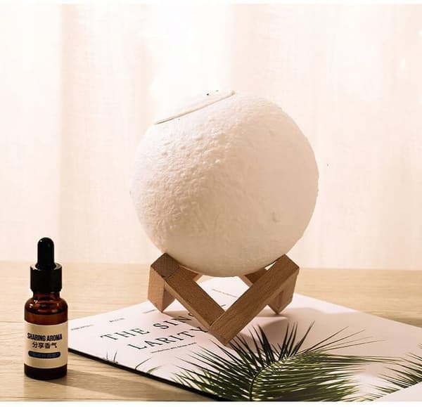 LUFTFUGTIGER MÅNE AROMA DIFFUSER MED LUFTFUGTIGER NATTLAMPE