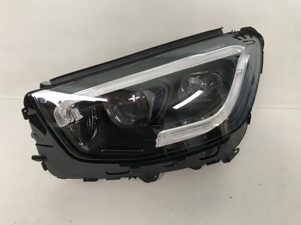 Vänster strålkastarkåpa Mercedes GLC X253 C253 efter facelift (2019 - 2022)