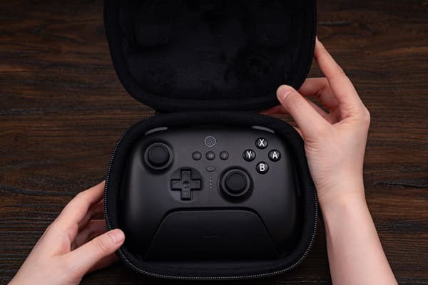 8BitDo resefodral för Ultimate Controller