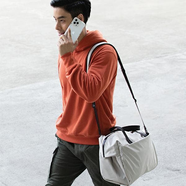 UNIQ Combat-cover til iPhone 14 Plus, gennemsigtig