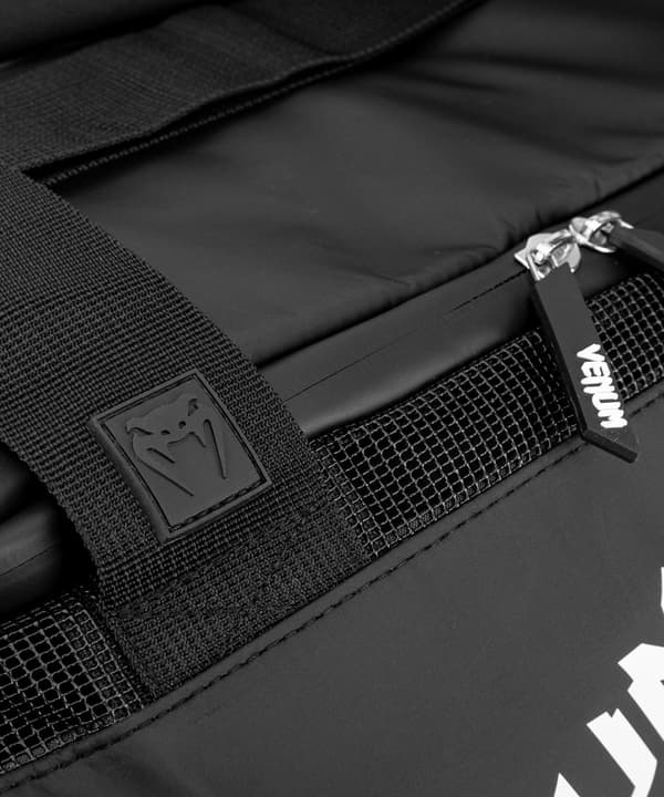Venum Trainer Lite EVO Urheilukassi Musta/Valkoinen