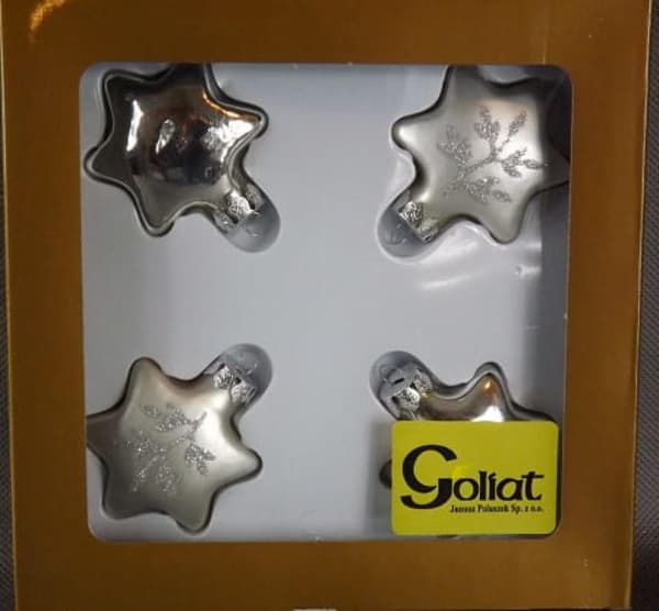 Set med 4 silverfärgade stjärnformade glaskulor