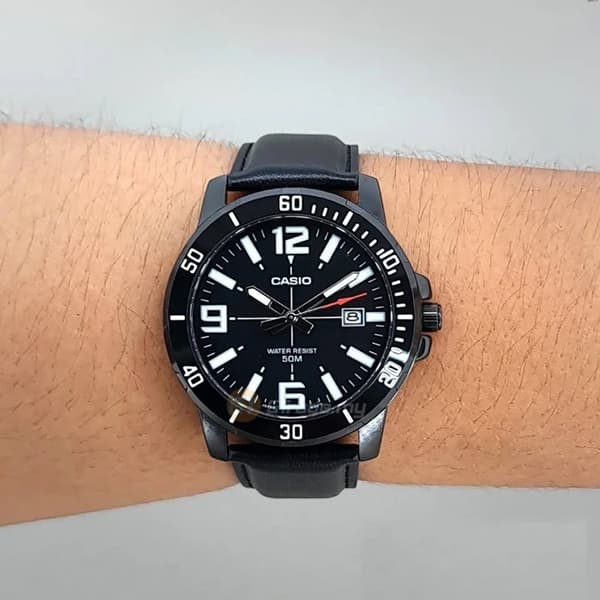 Herrklocka CASIO MTP-VD01BL-1B (zd169d) + Låda