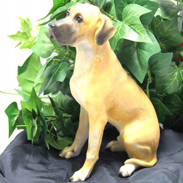 ELEGANT HUNDEFIGUR