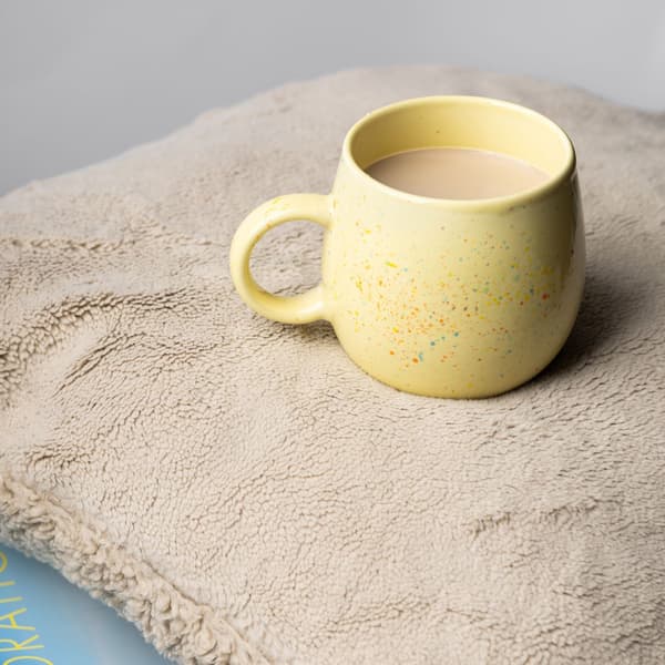 Gul 480 ml Speckle Pop-kop