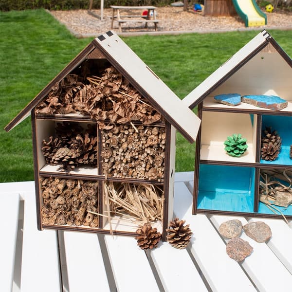Træ DIY insekthotel 32×25×10 cm