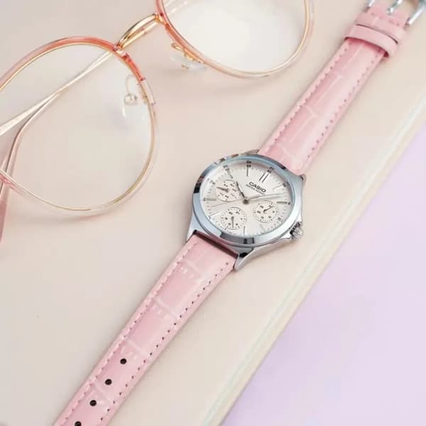 Damklocka CASIO LTP-V300L-4A (zd581b) + Låda