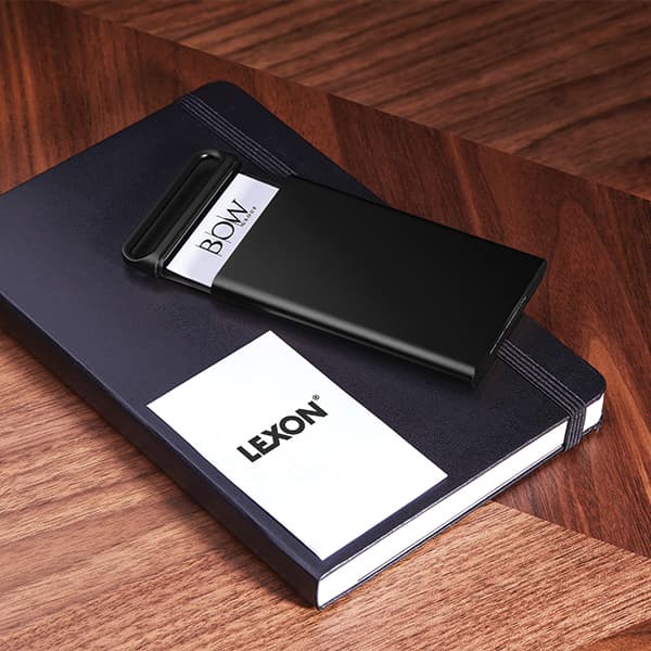 Lexon Nomaday Card svart visitkortshållare