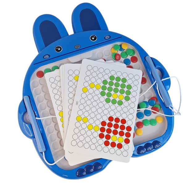 Magnetisk tavla med mosaikpärlor