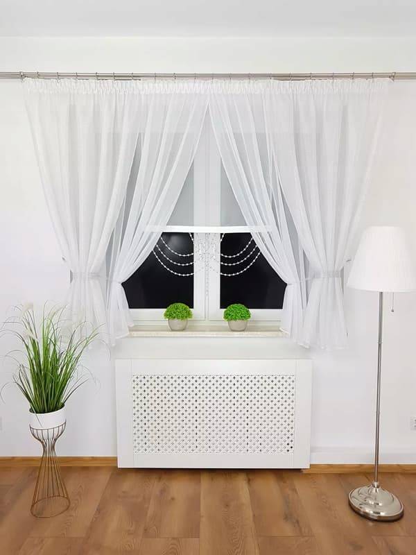 Gardin og panel, dekorativt sæt med perler