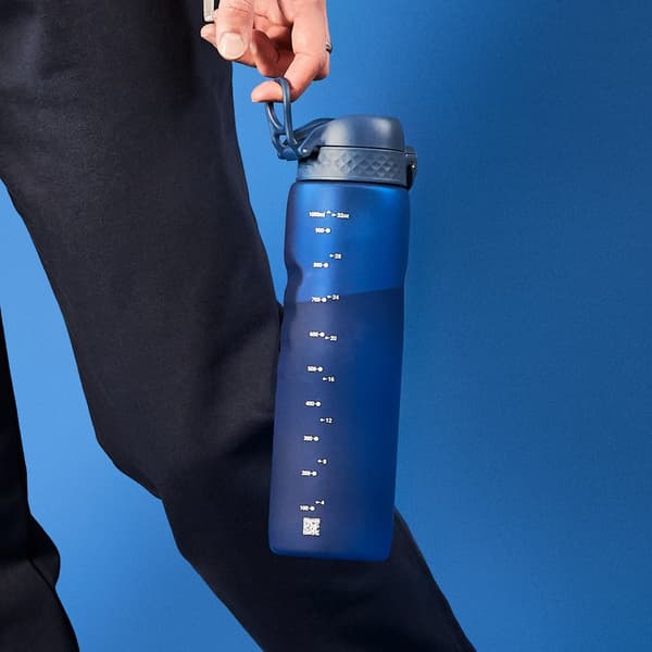 ION8 BPA-vapaa pullo I8RF1000NAV Navy