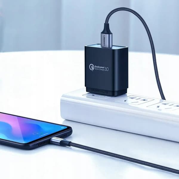 USB-C - Lightning iPhone -kaapeli, kaksipuolinen pikalataus, 1 m