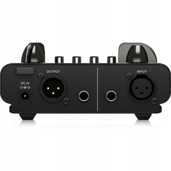 Behringer MIC300 - putkimikrofoniesivahvistin