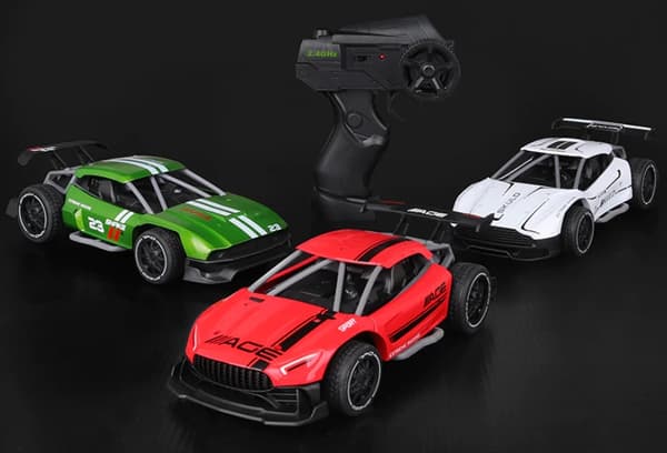AUTORADIO + PAKETTI 1305