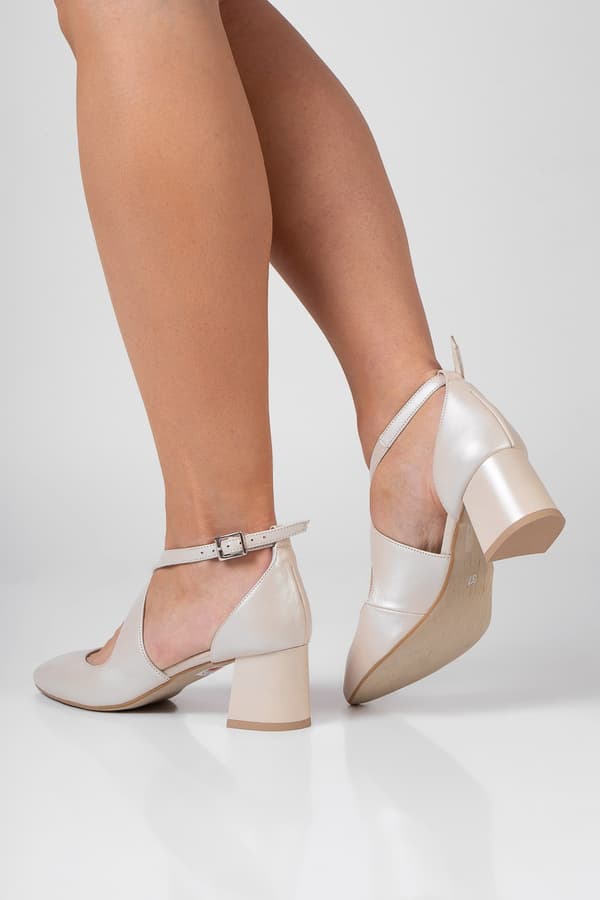 Bröllopsskor i läder, stabil klack, 6 cm, kryssremmar, beige 37