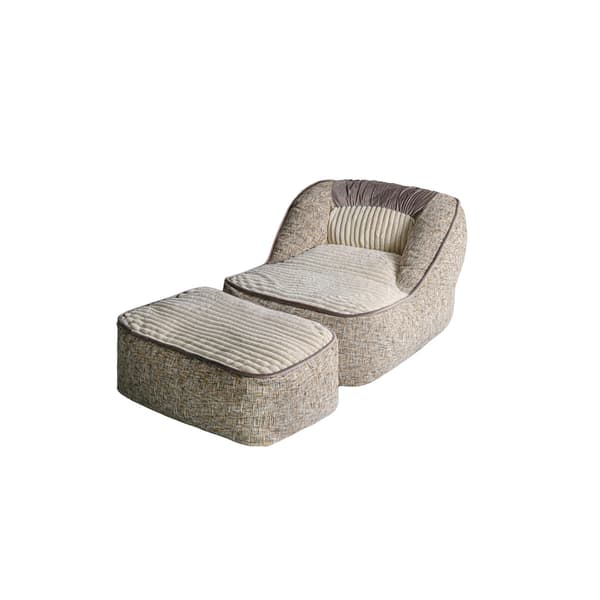 Loungefåtölj med fotstöd