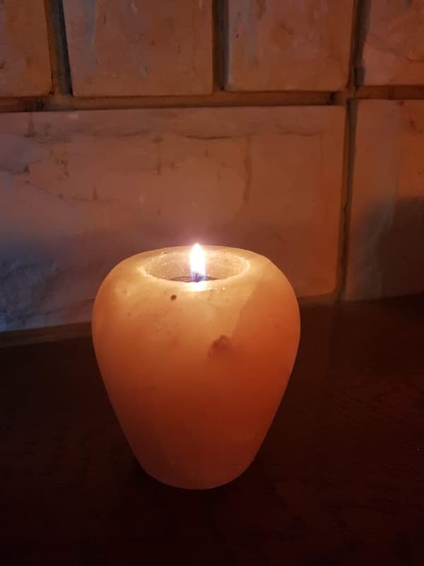 Djupt polerad ljusstake
