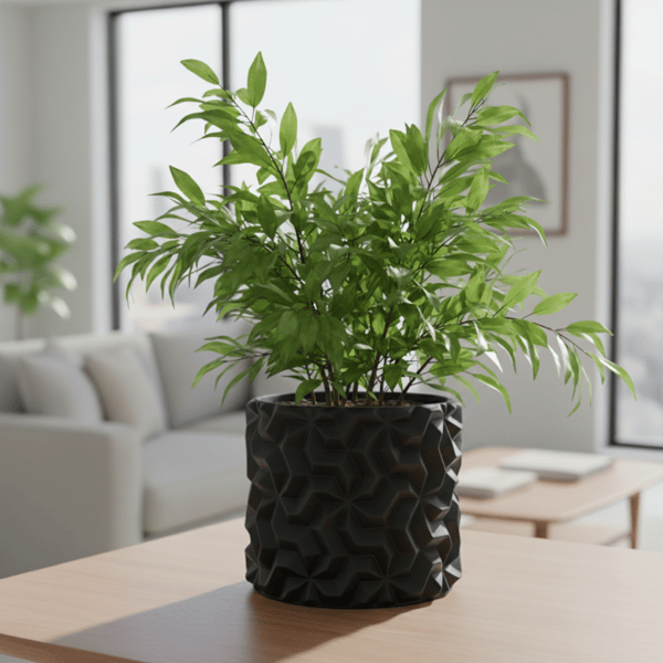 Sort urtepotteskjuler med 3D geometrisk mønster til loftplanter