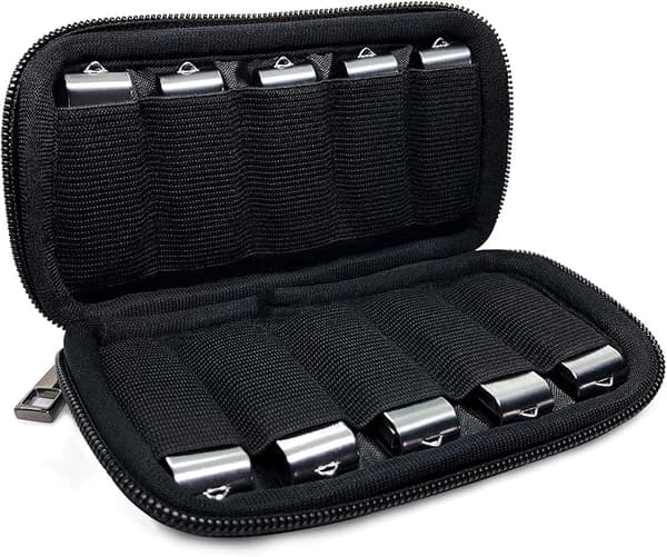 USB-pendrev-etui og -organisator til elektronisk tilbehør