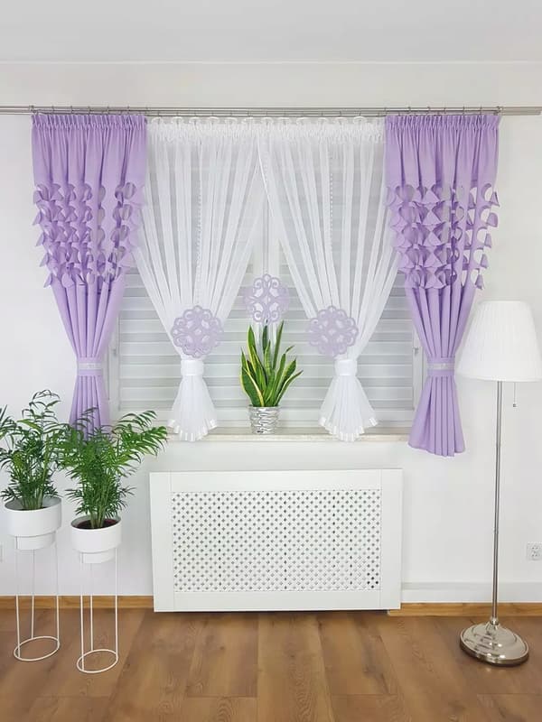Elegant sæt gardiner og draperinger - lilla