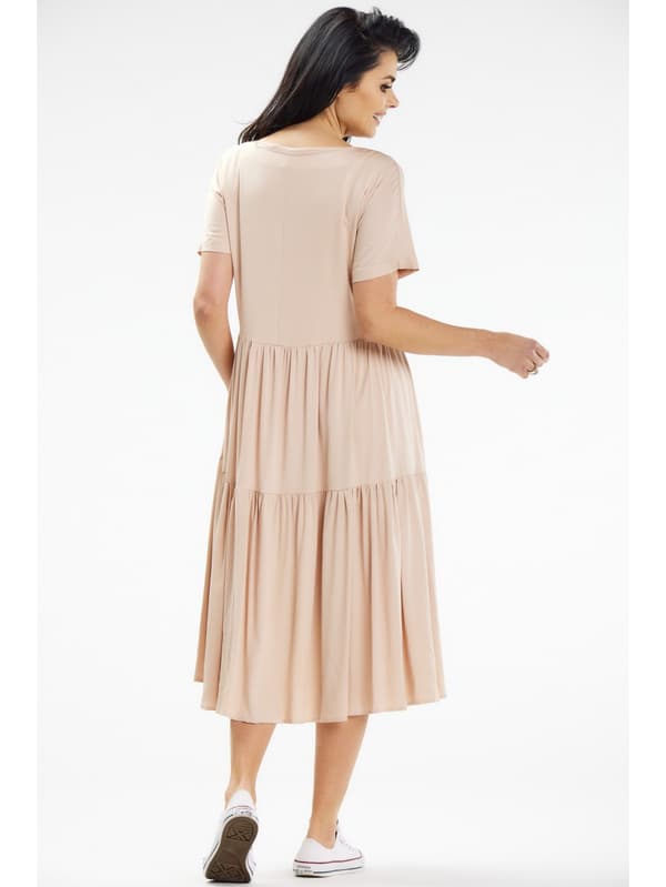 Utsvängd midiklänning med korta kimonoärmar, beige S