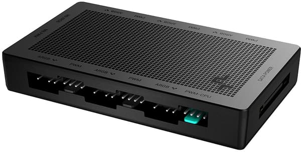 DeepCool SC790 RGB -tuulettimen virranjakaja