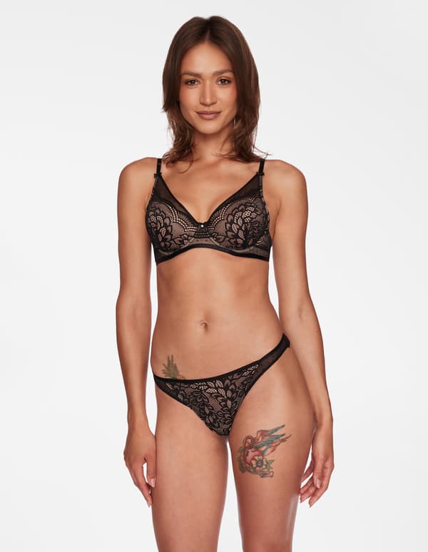 Tarah S Thong