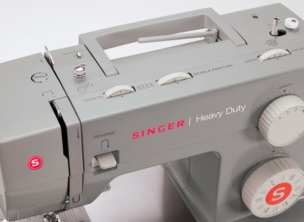 SINGER Heavy Duty 4432 ompelukone