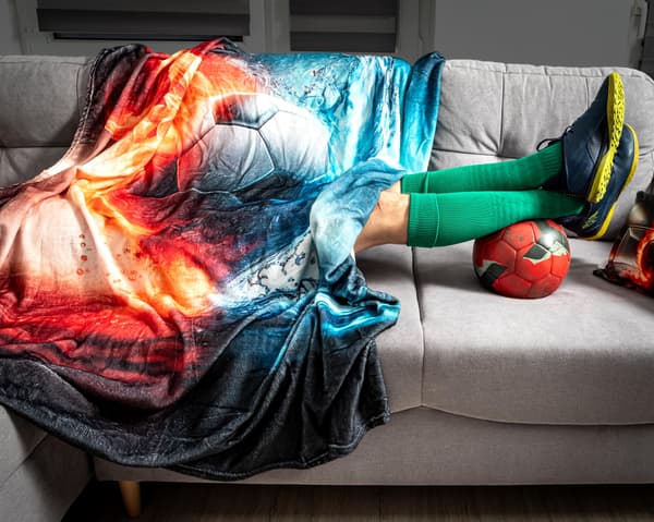 JALKAPALLOSETTI peitto ja tyyny