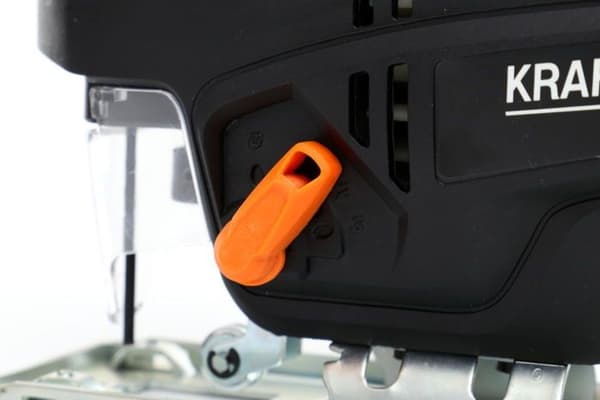 1400W Sticksåg KD1674