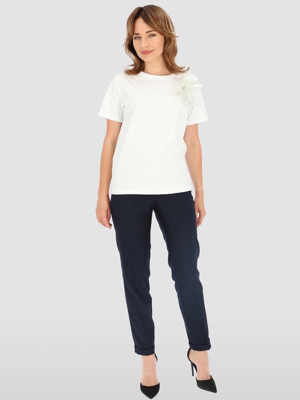 ELEGANT DAMBLUS I BOMULL MED 3D-BLOMMA