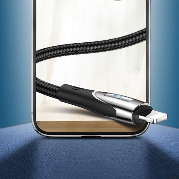 iPhone USB-A - Lightning Sharp -sarjan pikalatauskaapeli 1,2 m musta