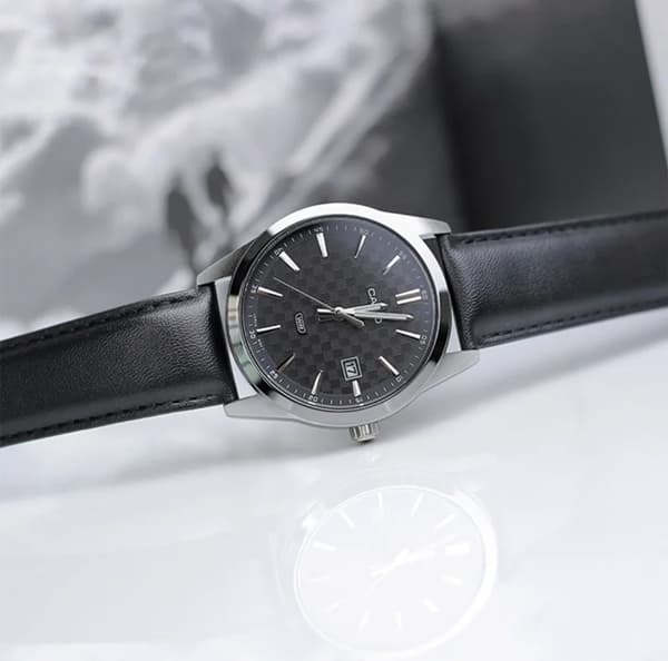 Herrklocka CASIO MTP-VD03L-1A med låda
