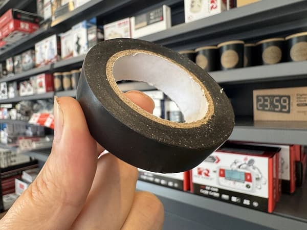Conotech svart PVC-isoleringstejp 10m för trådisolering