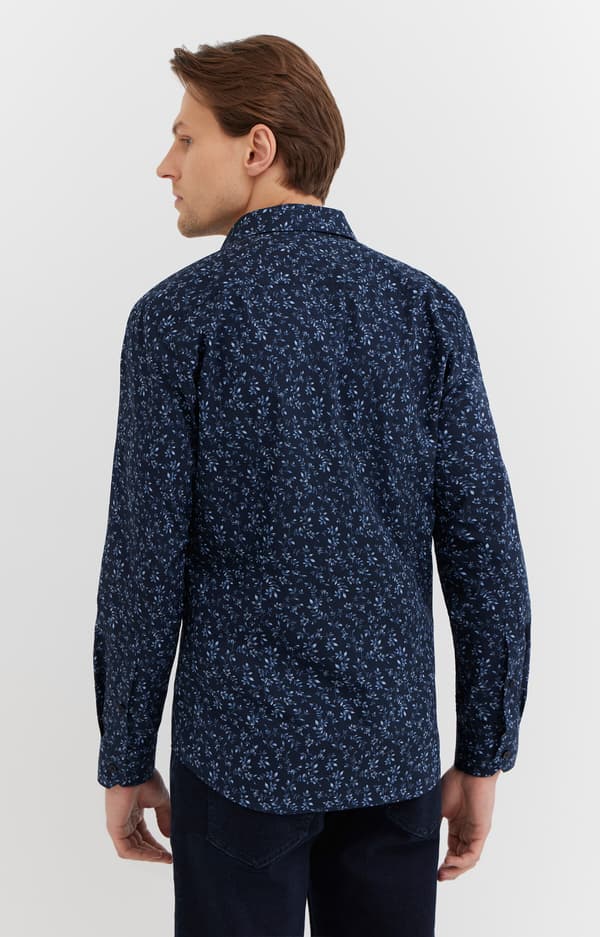 Blommig skjorta XL