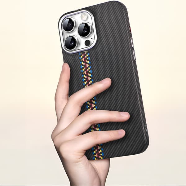 iPhone 15 Pro Max-skal, kolfiber MagSafe, svart