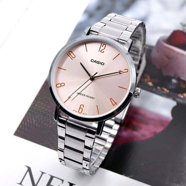 Damklocka CASIO LTP-VT01D-4B2 + låda (zd613l)