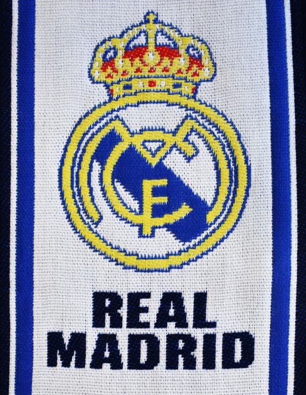 Real Madrid supporterhalsduk RM4BUF47 vit