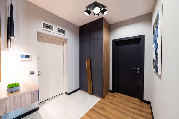 Heckermann 8795318A LED-kohdevalo musta 4 kpl päätä